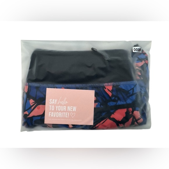 Lululemon Speed Short in Paint Storm Harbor Blue Multi / Black - Picture 8 of 8